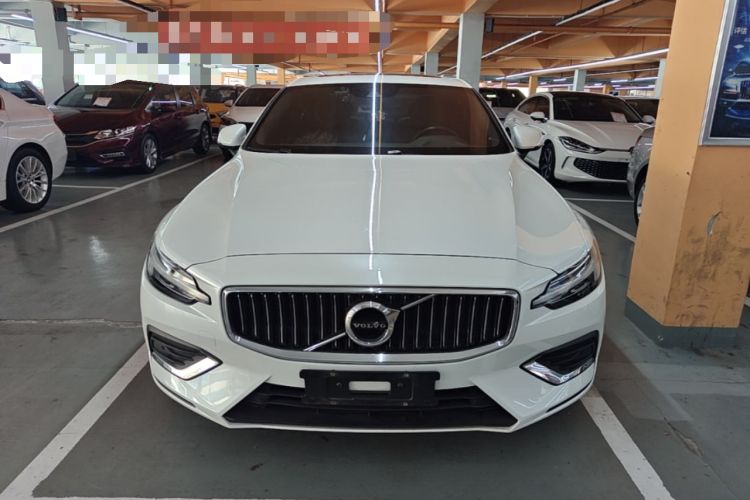 Used Volvo S60 2022 B4 Zhiyi Luxury Edition Front