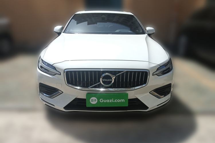 Used Volvo S60 2022 B4 Zhiyi Luxury Edition Front
