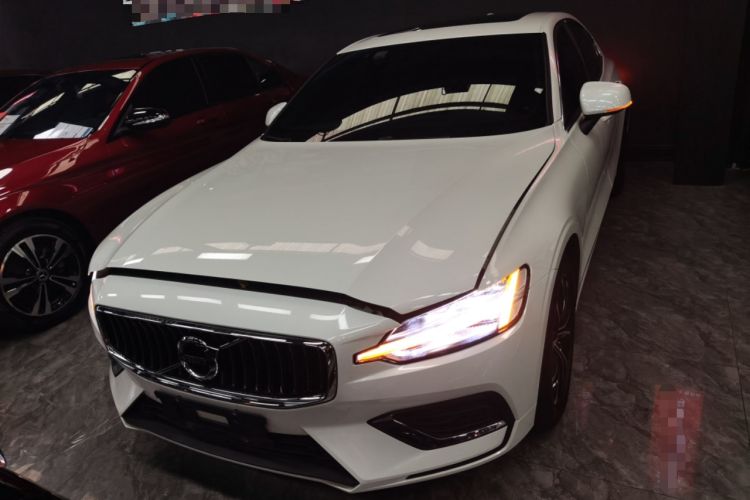 Used Volvo S60 2022 B4 Zhiyi Luxury Edition Front