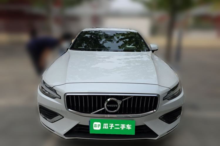 Used Volvo S60 2022 B3 Smart Drive Luxury Edition Front