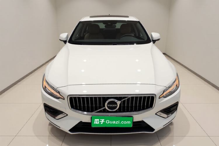 Used Volvo S60 2022 B4 Zhiyi Luxury Edition Front