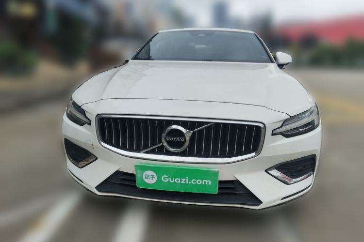 Used Volvo S60 2022 B4 Zhiyi Luxury Edition Front