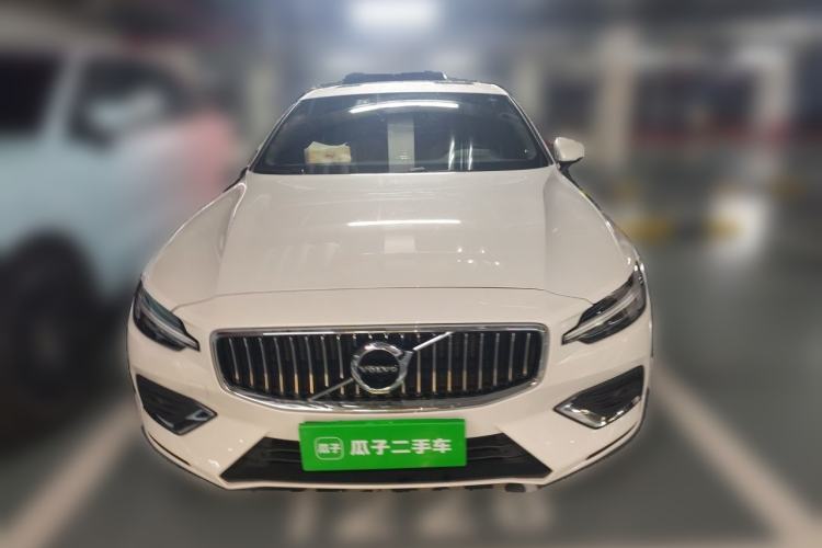 Used Volvo S60 2022 B4 Zhiyi Luxury Edition Front