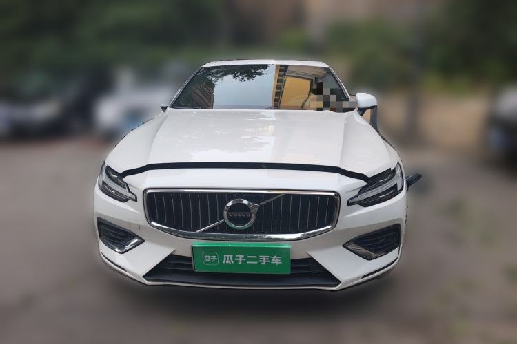 Used Volvo S60 2022 B4 Zhiyi Luxury Edition Front