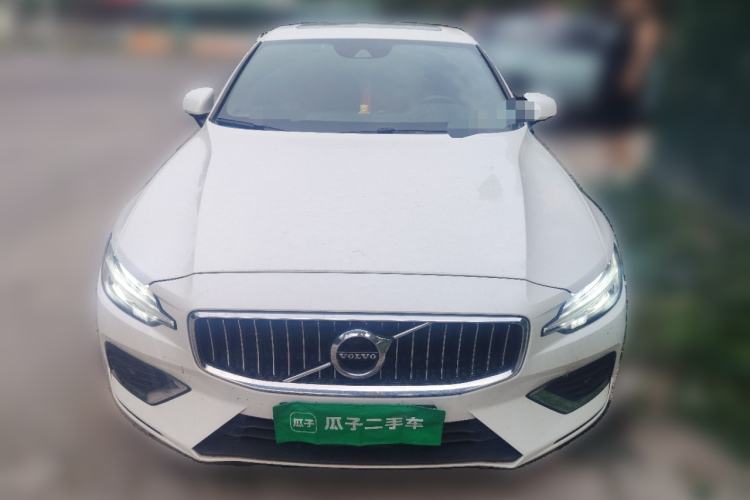 Used Volvo S60 2022 B4 Zhiyuan Luxury Edition Front