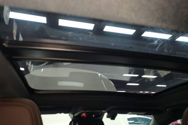 Used Volvo S60 2022 B4 Zhiyi Luxury Edition Headliner