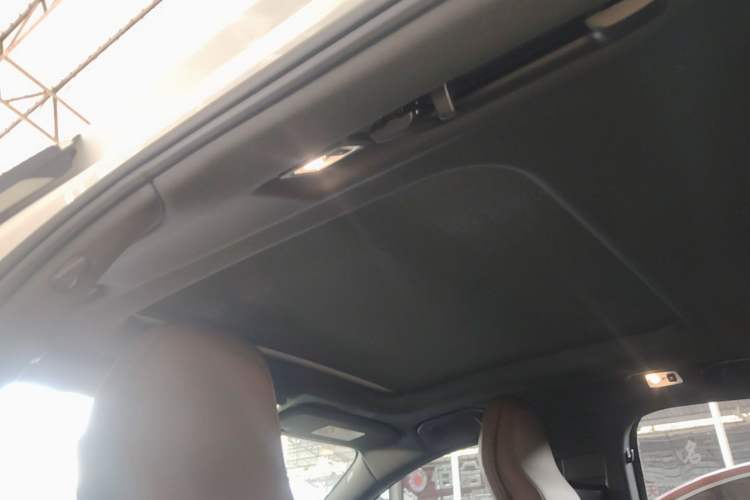 Used Volvo S60 2022 B4 Zhiyi Luxury Edition Headliner