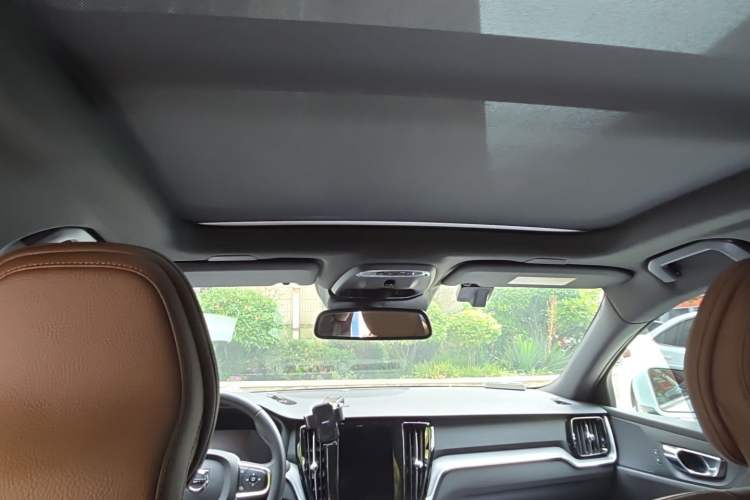 Used Volvo S60 2022 B3 Smart Drive Luxury Edition Headliner