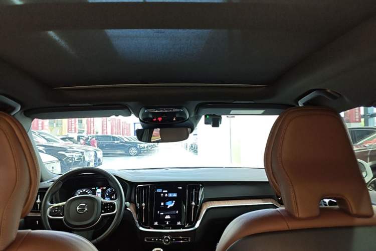 Used Volvo S60 2022 B4 Zhiyuan Luxury Edition Headliner