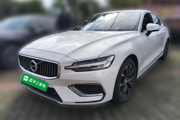 Used Volvo S60 2022 B4 Zhiyi Luxury Edition Guazi used car, China used car export, Used car for sale, Used cars, Cheapest cars for sale