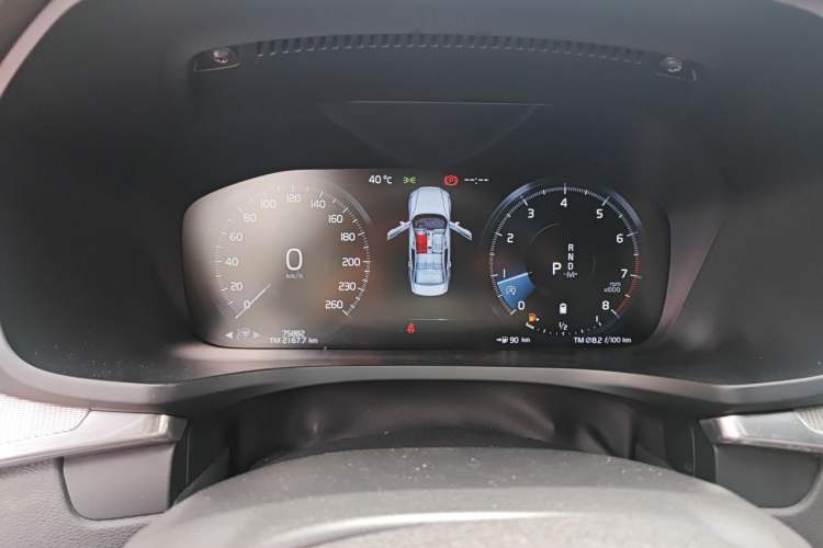 Used Volvo S60 2022 B4 Zhiyuan Sport Edition Instrument Cluster