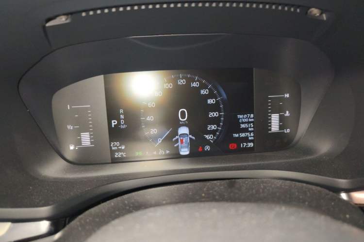 Used Volvo S60 2022 B4 Zhiyi Luxury Edition Instrument Cluster
