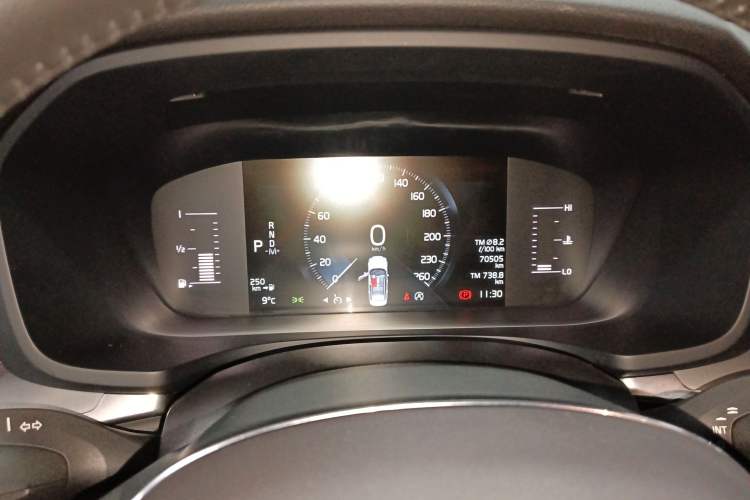 Used Volvo S60 2022 B4 Zhiyi Luxury Edition Instrument Cluster