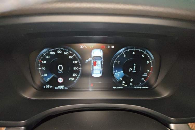 Used Volvo S60 2022 B4 Zhiyuan Luxury Edition Instrument Cluster