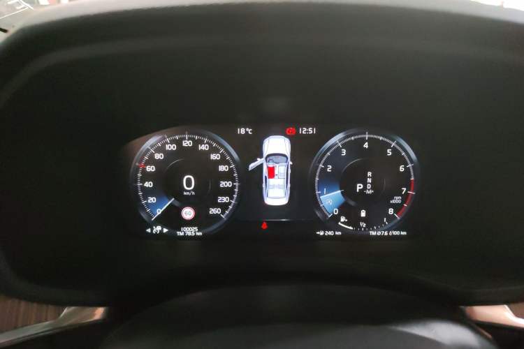 Used Volvo S60 2022 B4 Zhiyuan Luxury Edition Instrument Cluster