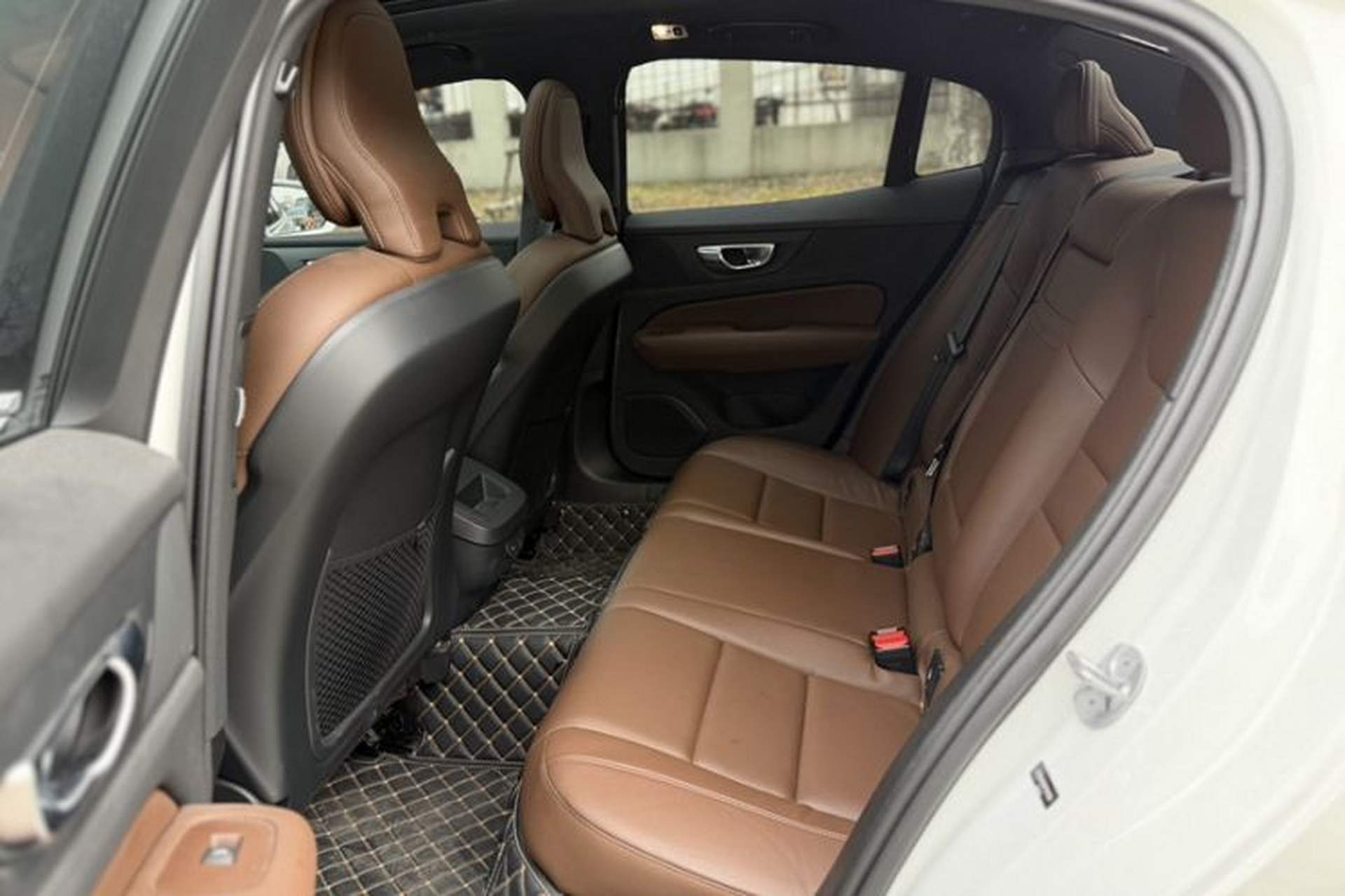 Used Volvo S60 2022 B4 Zhiyi Luxury Edition Interior 3