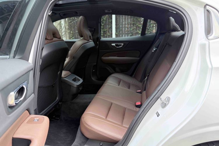 Used Volvo S60 2022 B4 Zhiyuan Luxury Edition Interior 3