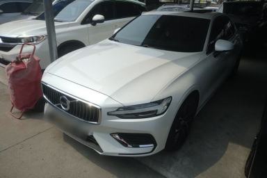 Used Volvo S60 2022 B4 Zhiyi Luxury Edition