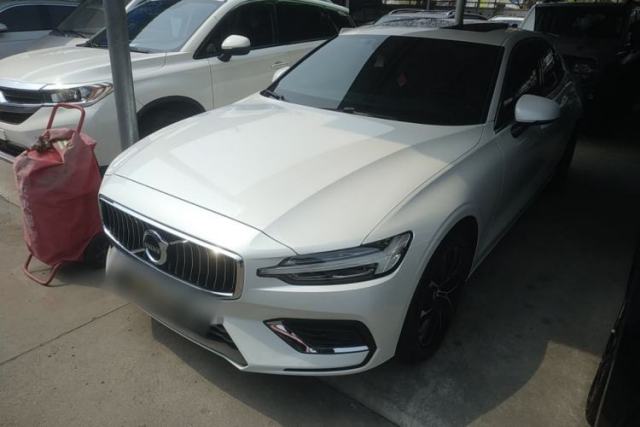 Used Volvo S60 2022 B4 Zhiyi Luxury Edition