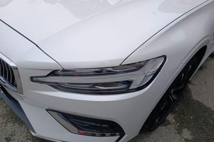 Used Volvo S60 2022 B4 Zhiyi Luxury Edition Left Front Headlight