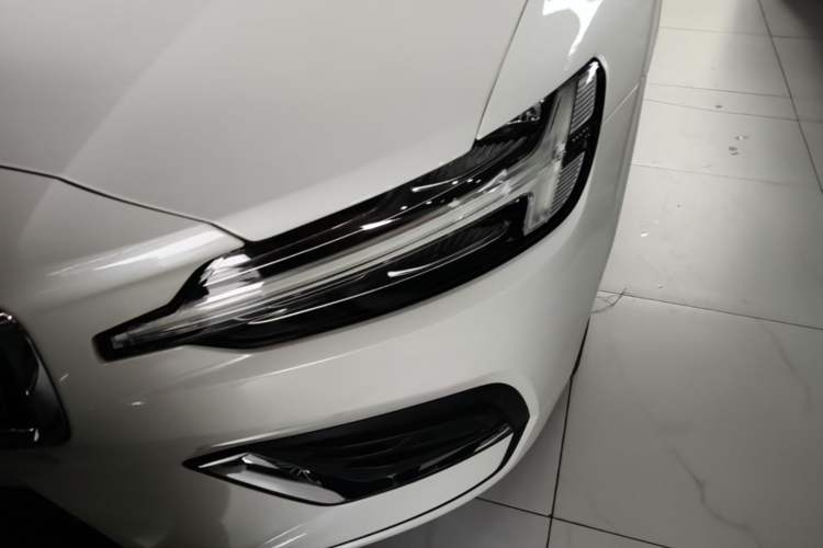 Used Volvo S60 2022 B4 Zhiyi Luxury Edition Left Front Headlight