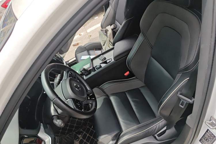 Used Volvo S60 2022 B4 Zhiyuan Sport Edition Left Front Seat