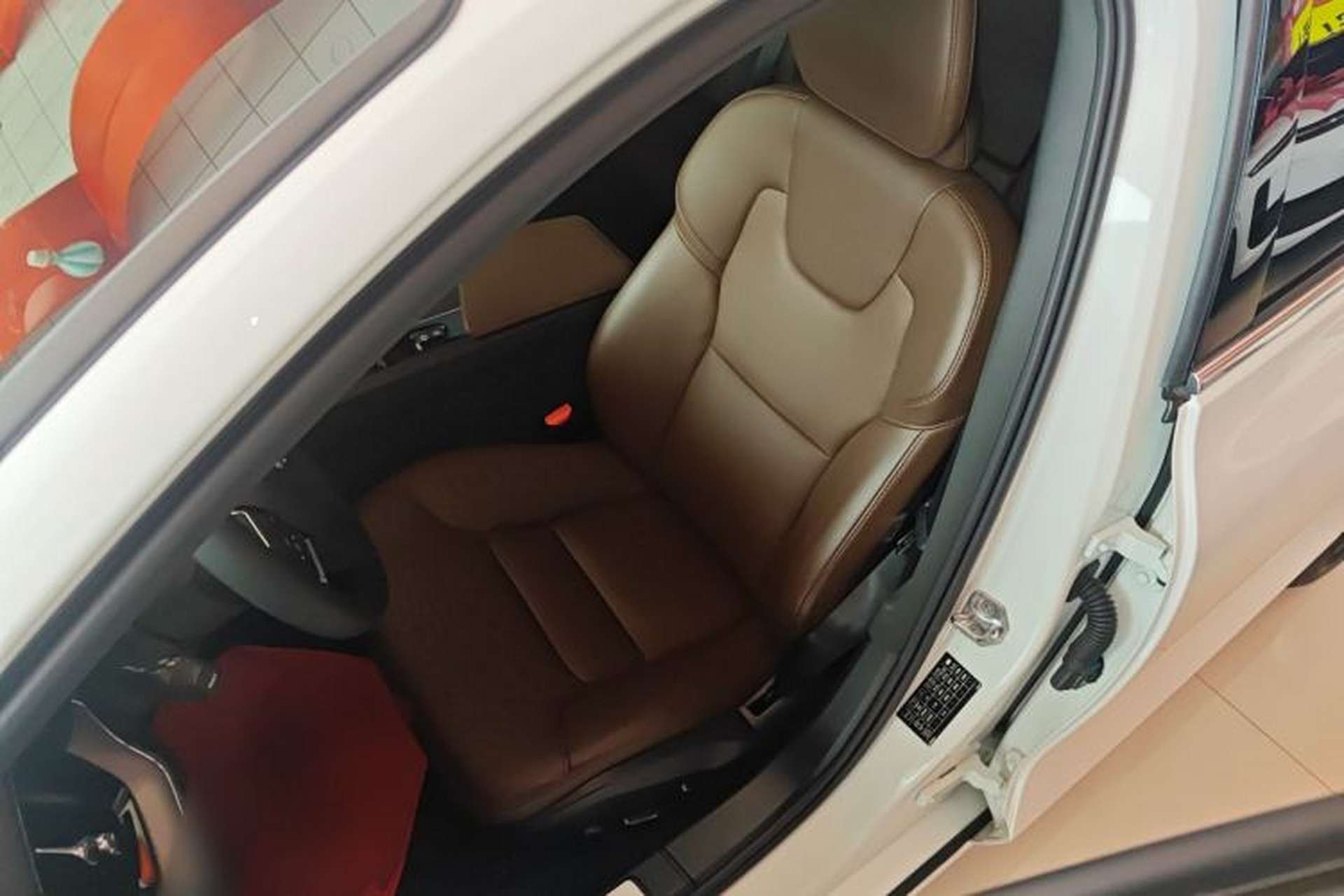 Used Volvo S60 2022 B4 Zhiyi Luxury Edition Left Front Seat