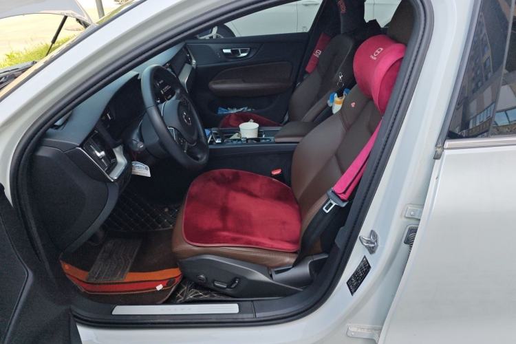 Used Volvo S60 2022 B4 Zhiyi Luxury Edition Left Front Seat