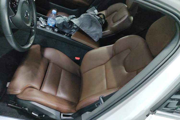 Used Volvo S60 2022 B4 Zhiyuan Luxury Edition Left Front Seat