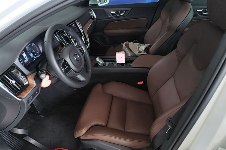 Used Volvo S60 2022 B4 Zhiyuan Luxury Edition Left Front Seat