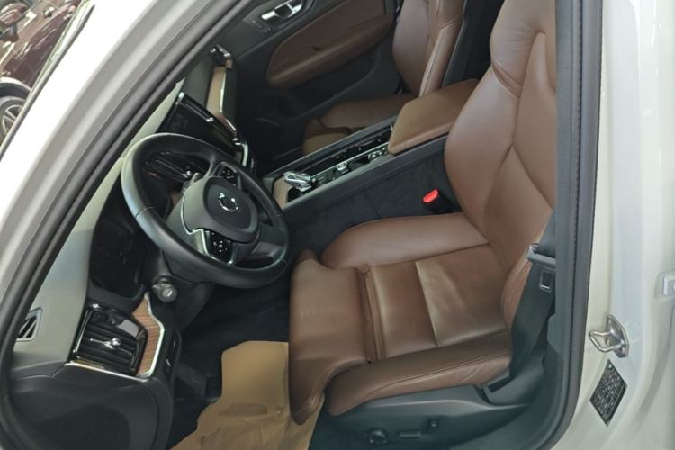Used Volvo S60 2022 B4 Zhiyuan Luxury Edition Left Front Seat