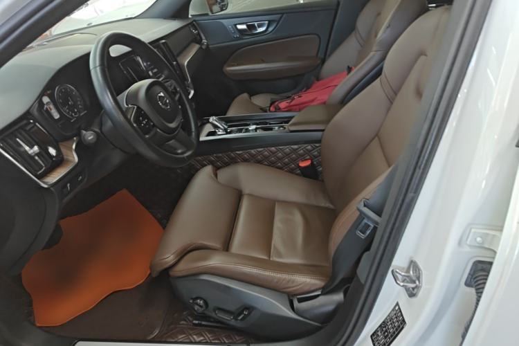 Used Volvo S60 2022 B4 Zhiyuan Luxury Edition Left Front Seat
