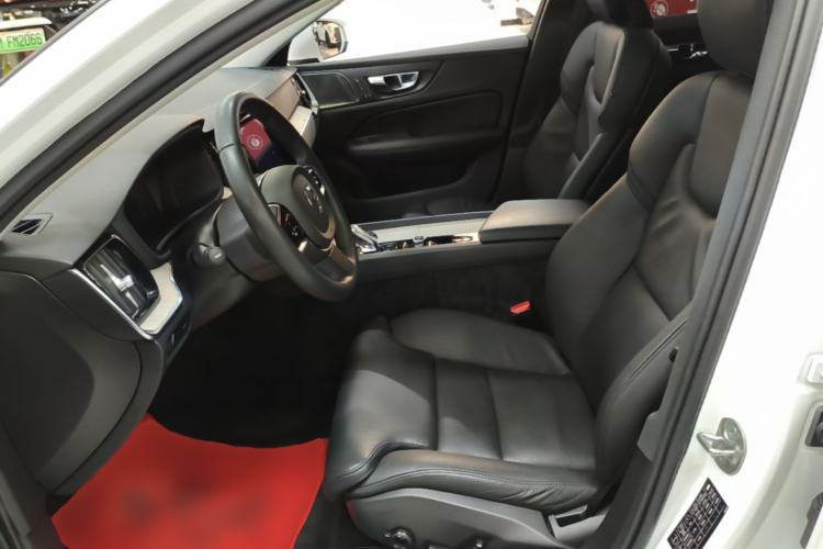 Used Volvo S60 2022 B4 Zhiyuan Luxury Edition Left Front Seat