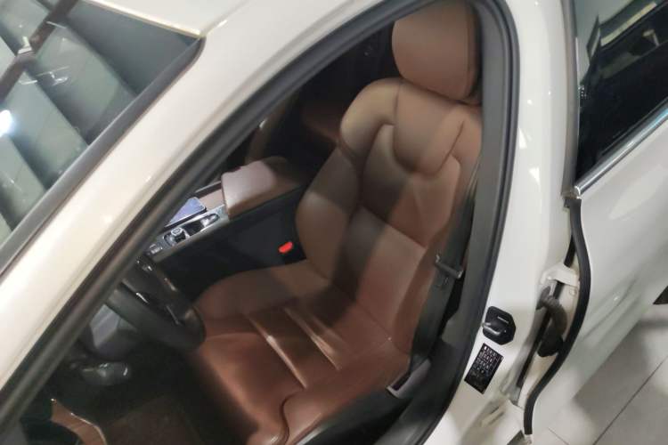 Used Volvo S60 2022 B4 Zhiyuan Luxury Edition Left Front Seat