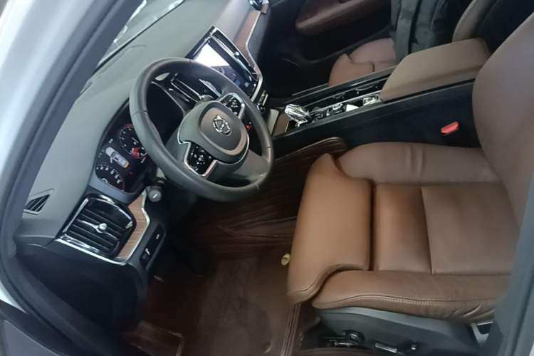 Used Volvo S60 2022 B4 Zhiyuan Luxury Edition Left Front Seat