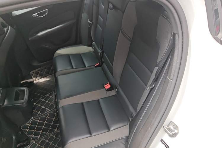 Used Volvo S60 2022 B4 Zhiyuan Sport Edition Left Rear Seat