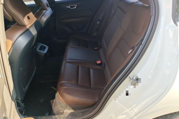 Used Volvo S60 2022 B4 Zhiyi Luxury Edition Left Rear Seat