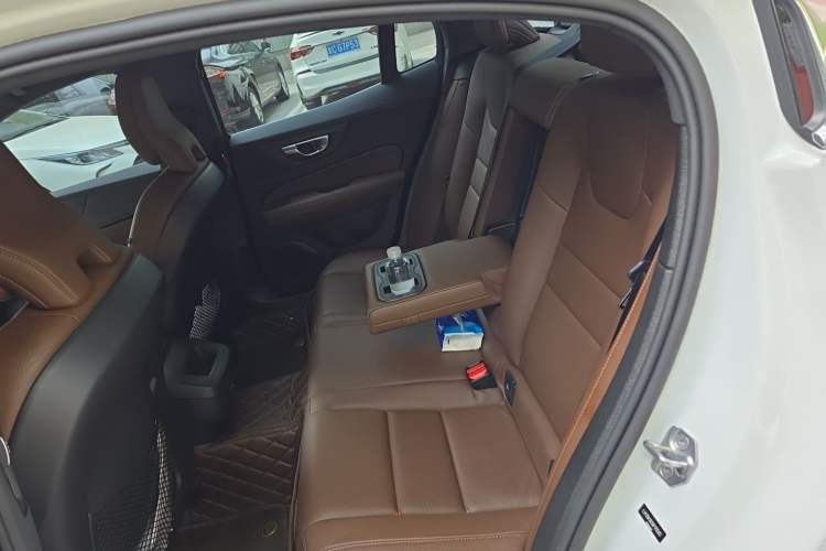 Used Volvo S60 2022 B3 Smart Drive Luxury Edition Left Rear Seat