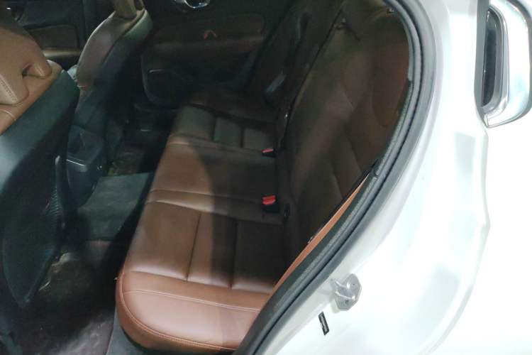 Used Volvo S60 2022 B4 Zhiyuan Luxury Edition Left Rear Seat