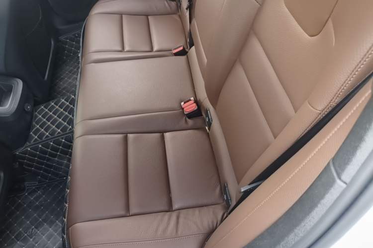 Used Volvo S60 2022 B4 Zhiyi Luxury Edition Left Rear Seat