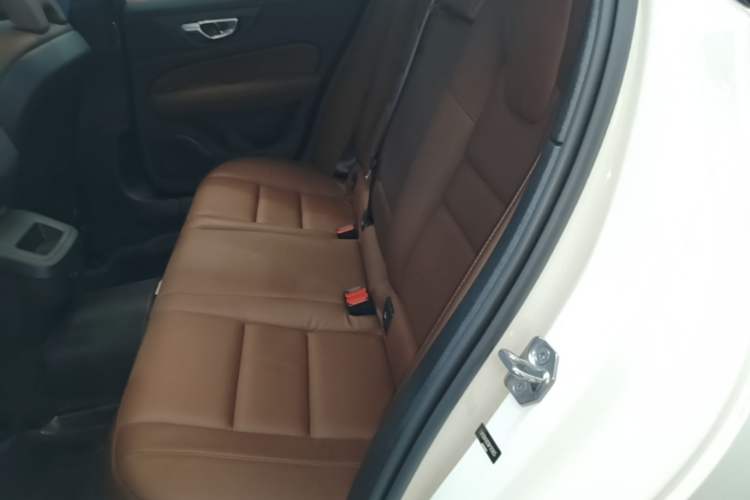 Used Volvo S60 2022 B4 Zhiyuan Luxury Edition Left Rear Seat
