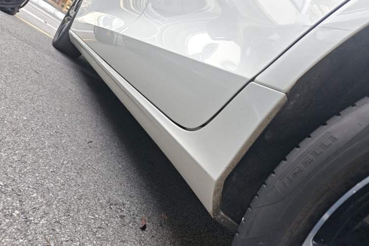 Used Volvo S60 2022 B4 Zhiyi Luxury Edition Left Side Sill