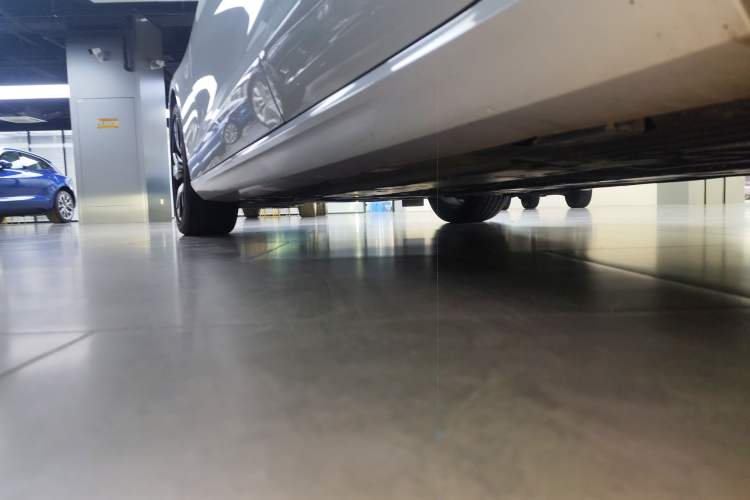 Used Volvo S60 2022 B4 Zhiyuan Sport Edition Left Side Sill