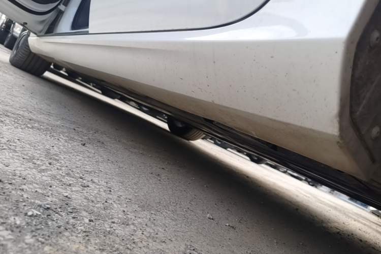 Used Volvo S60 2022 B4 Zhiyi Luxury Edition Left Side Sill