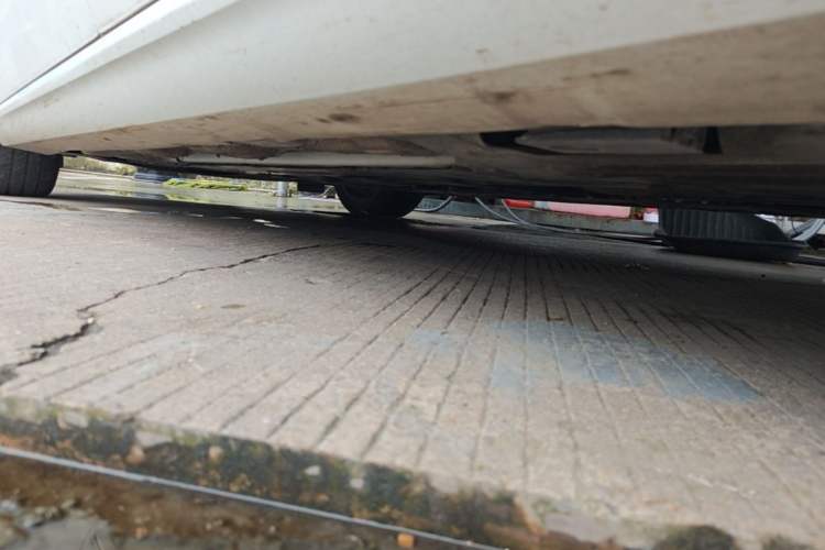 Used Volvo S60 2022 B4 Zhiyuan Luxury Edition Left Side Sill