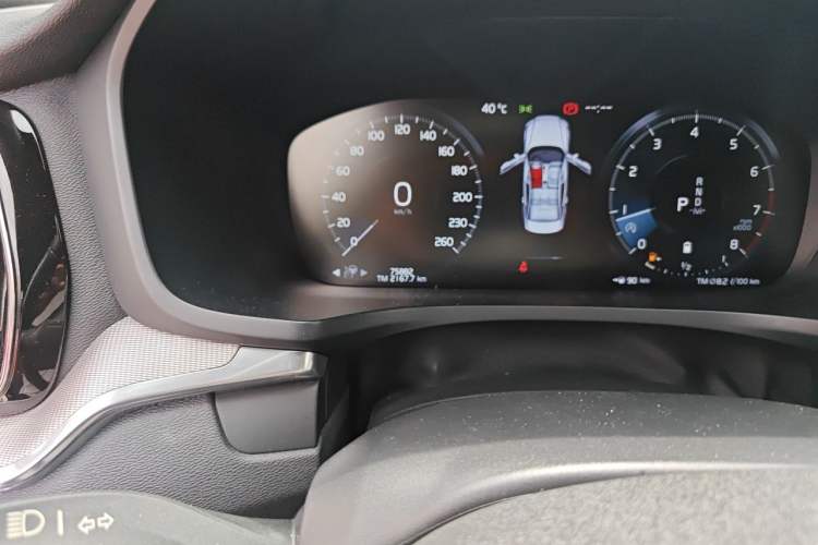 Used Volvo S60 2022 B4 Zhiyuan Sport Edition Odometer Close Up