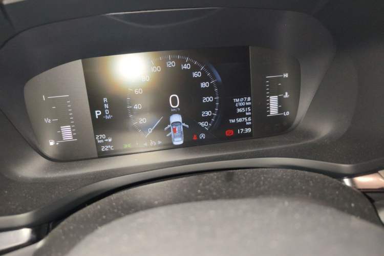 Used Volvo S60 2022 B4 Zhiyi Luxury Edition Odometer Close Up