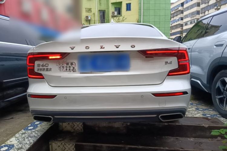 Used Volvo S60 2022 B4 Zhiyi Luxury Edition Rear