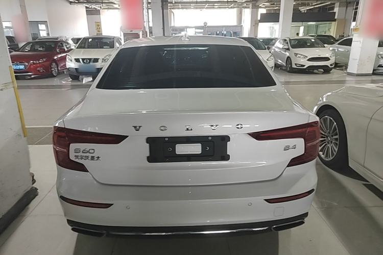 Used Volvo S60 2022 B4 Zhiyuan Luxury Edition Rear