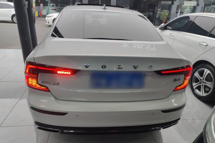 Used Volvo S60 2022 B4 Zhiyi Luxury Edition Rear